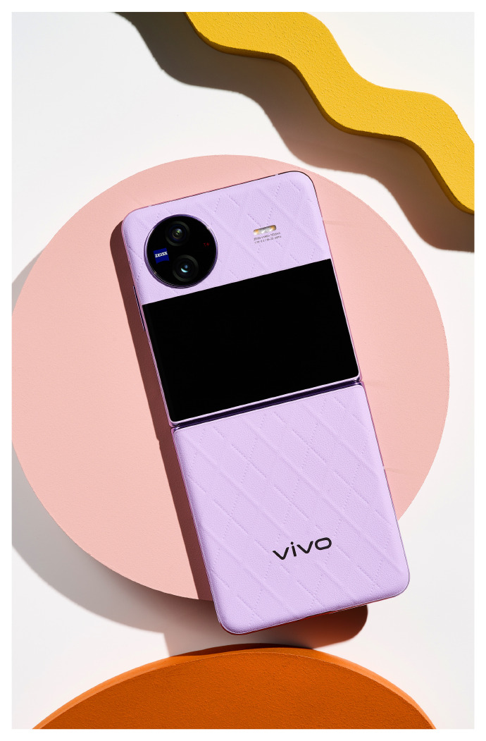 Vivo X Flip