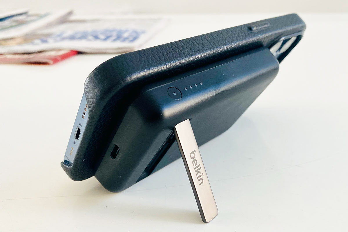 Hands on with Moft's folding iPhone stands and MagSafe battery