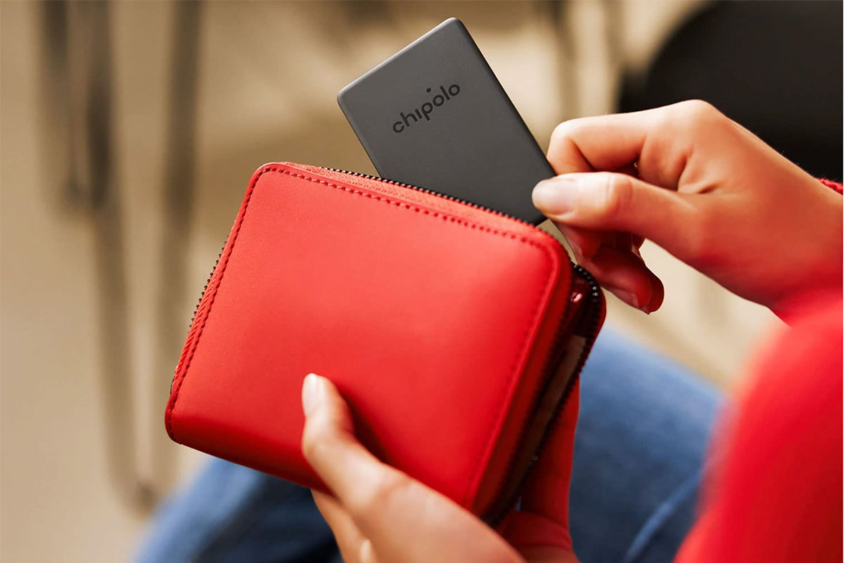 Chipolo Card Spot tracker purse