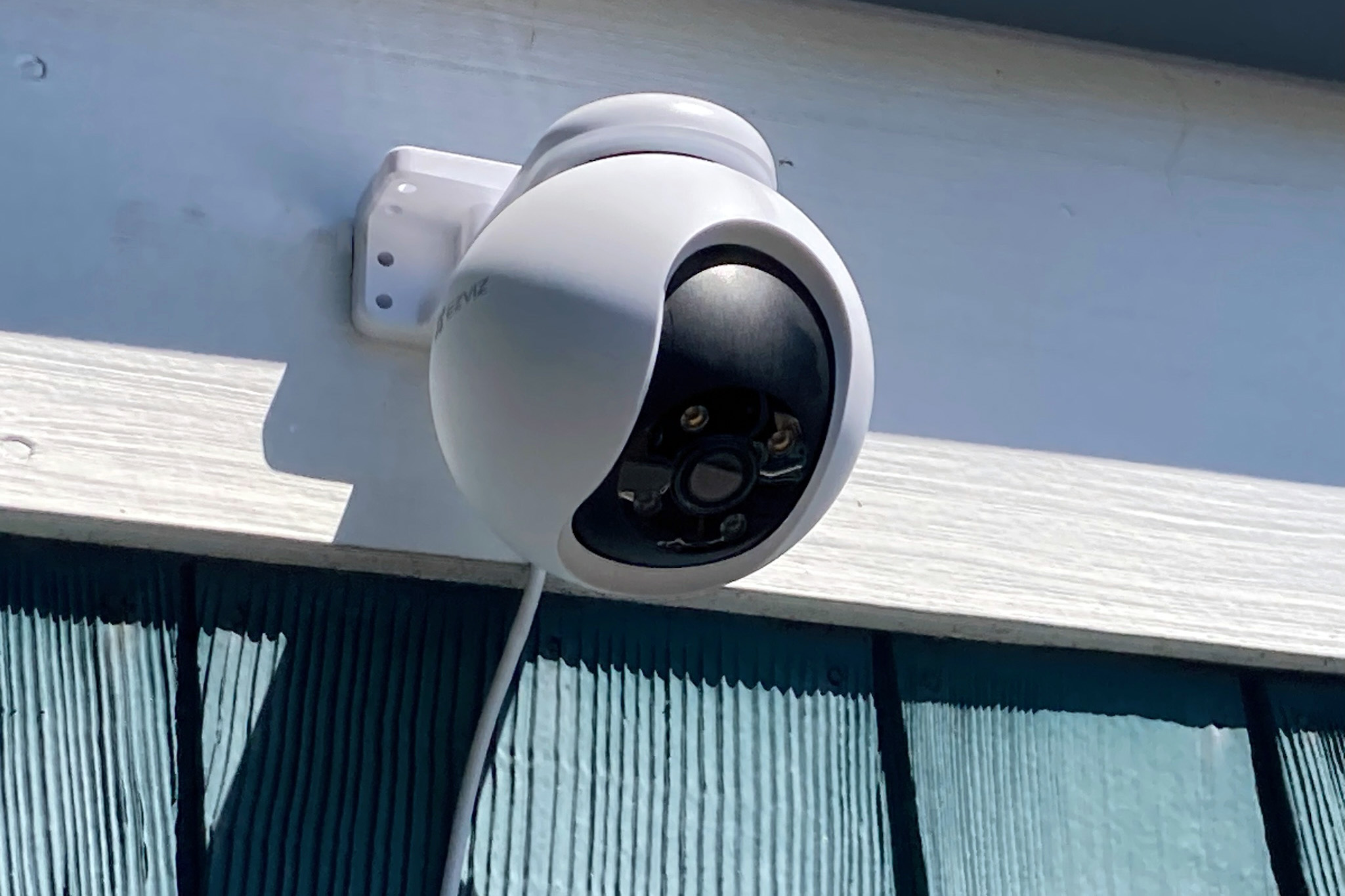 EZVIZ H8 Pro 3K - Best outdoor pan-and-tilt security camera