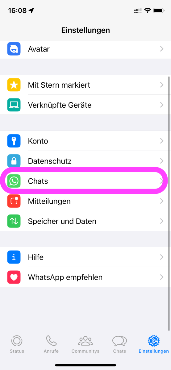 In der geöffneten Whatsapp wechseln Sie zu der Einstellungen und dort zu "Chats".