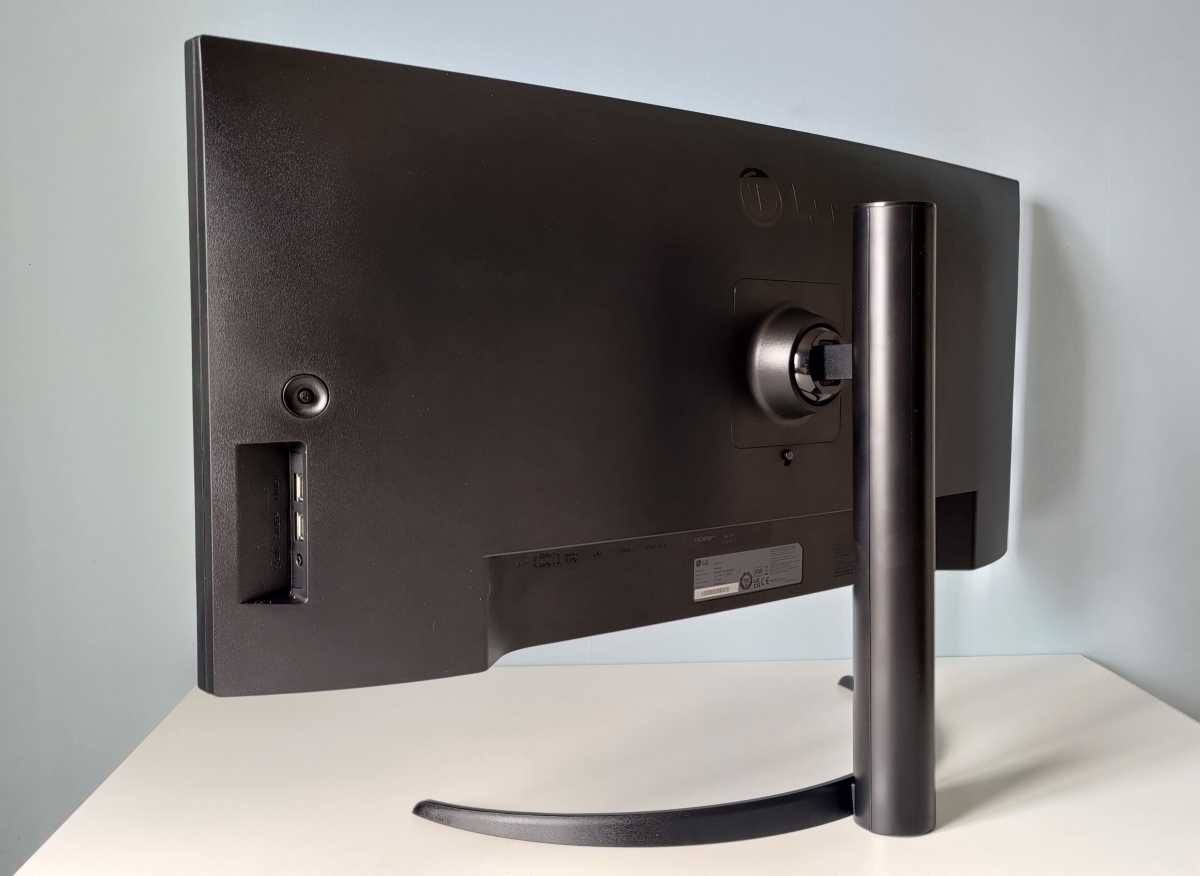 LG Ultrawide 34WQ75C-B baksida