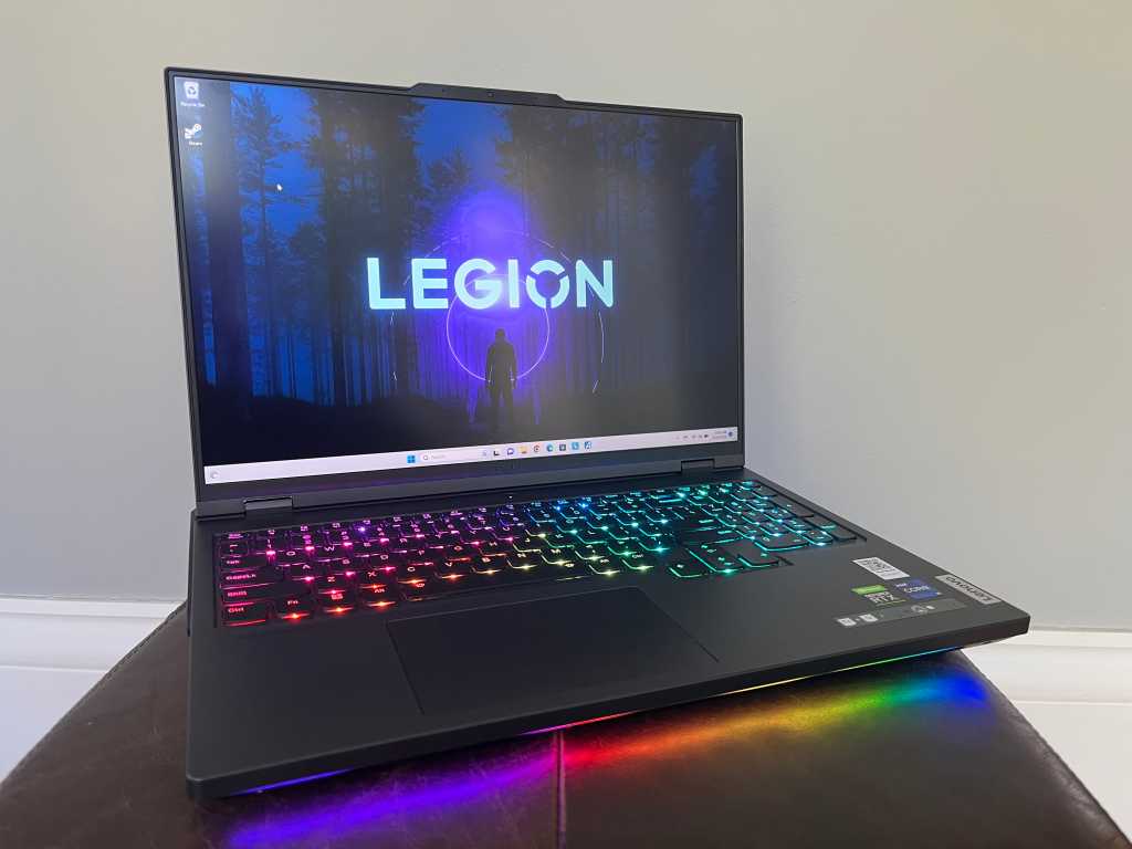 Image: Lenovo Legion Pro 7i im Test: Starke Leistung, guter Preis