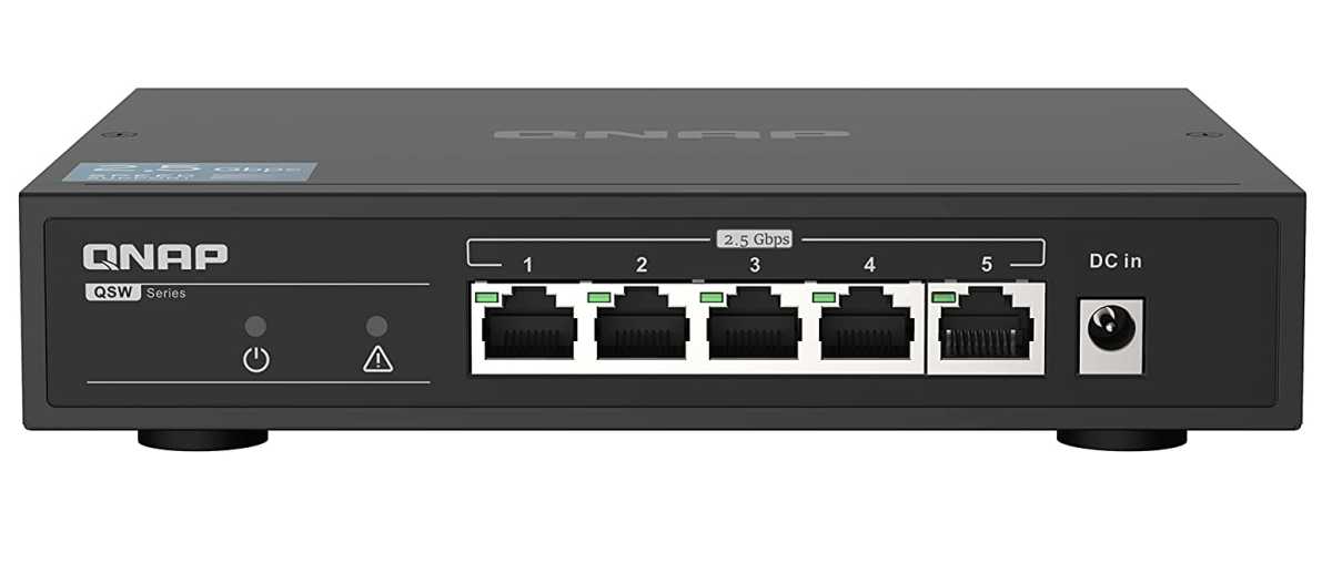 Schneller als Gigabit: Ihren Router können Sie für mehr Tempo mit einem 5-Port-2,5-GbE-Switch wie dem Qnap QSW-1105-5T für rund 95 Euro erweitern.