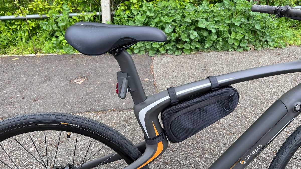 Urtopia Carbon 1 electric bike saddle