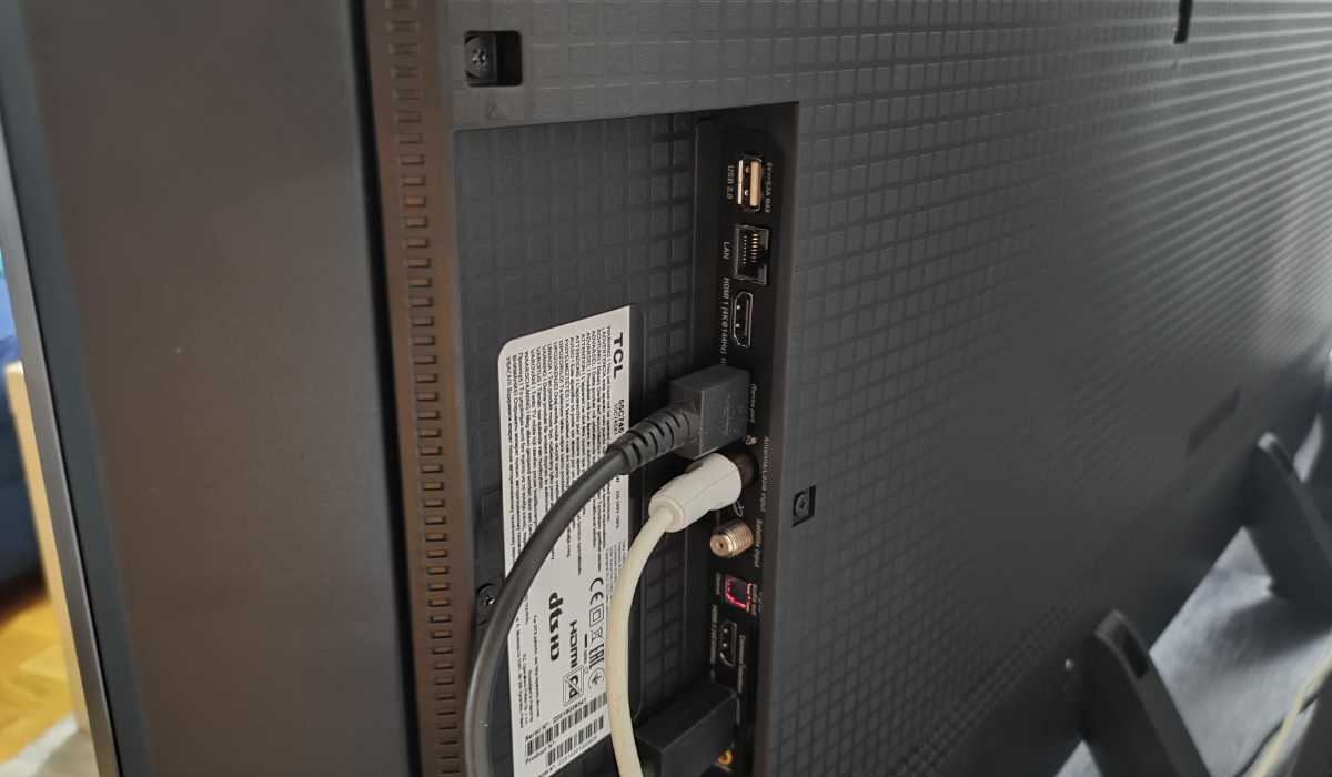 TCL 55C475 anslutningar