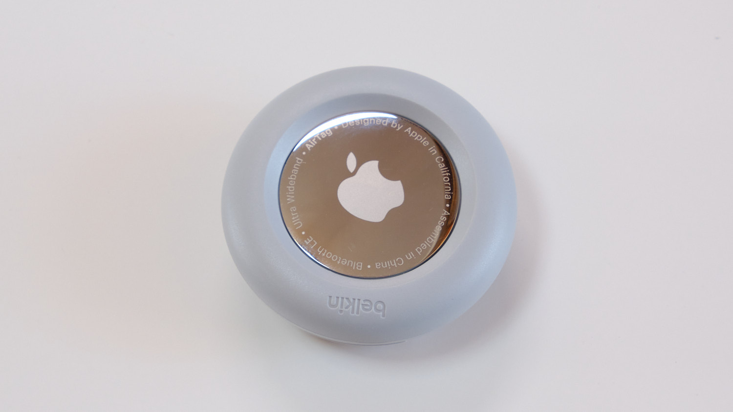 Belkin Apple Airtag-Hülle mit Clip – via Clip hält der Airtag an jedem Gurt