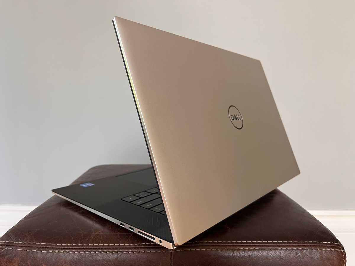 Dell XPS 17 lid