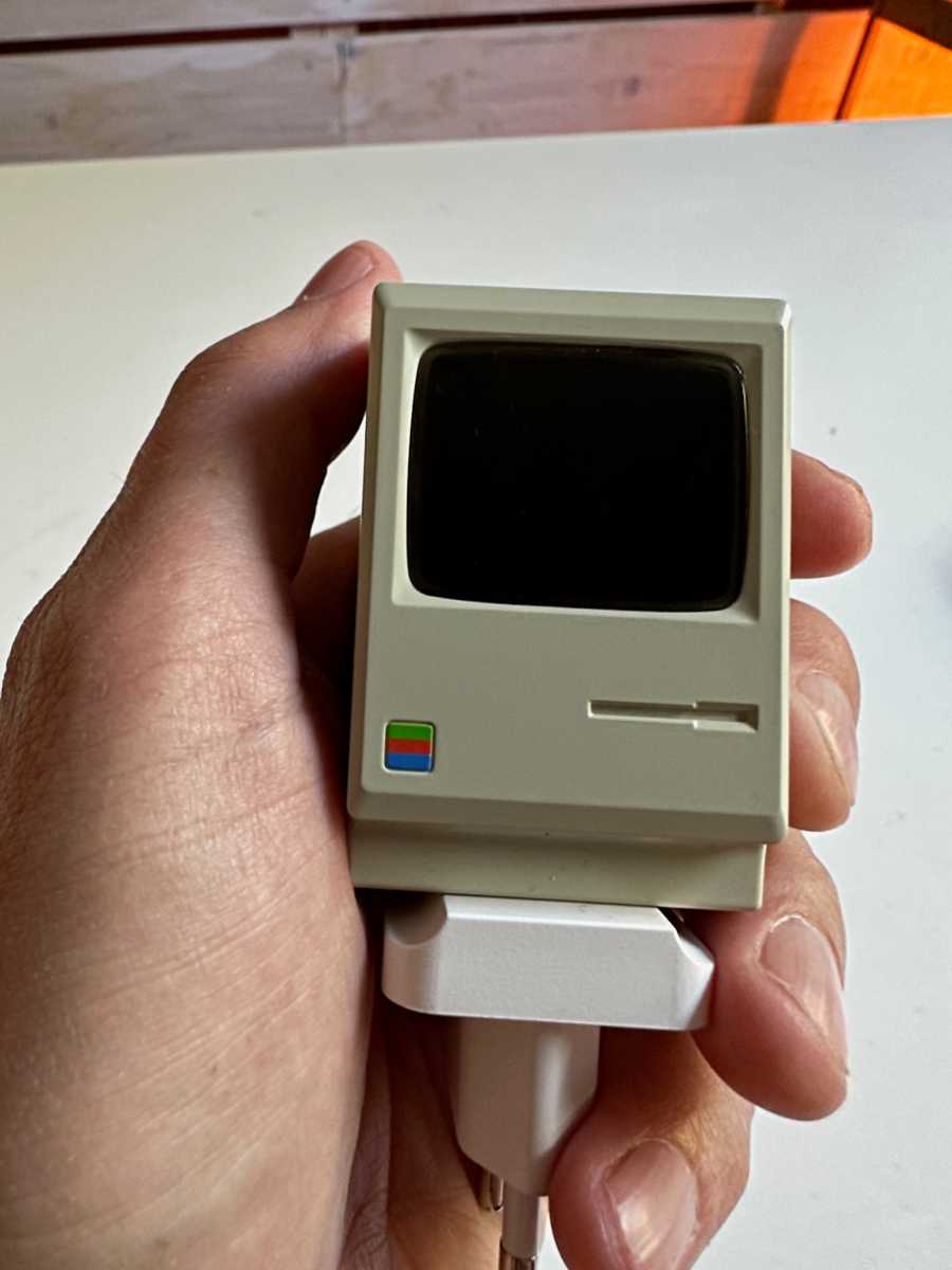 Shargeek Retro