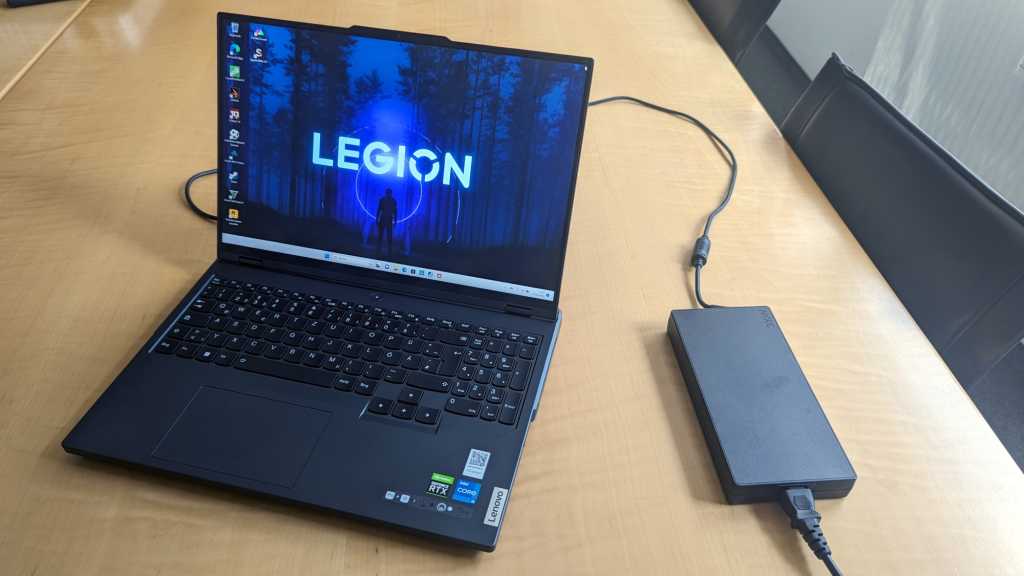 Image: Lenovo Legion Pro 5i im Test: Macht DLSS3 den Laptop zum Gaming-SchnÃ¤ppchen?