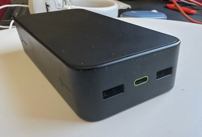 Mophie powerstation XL