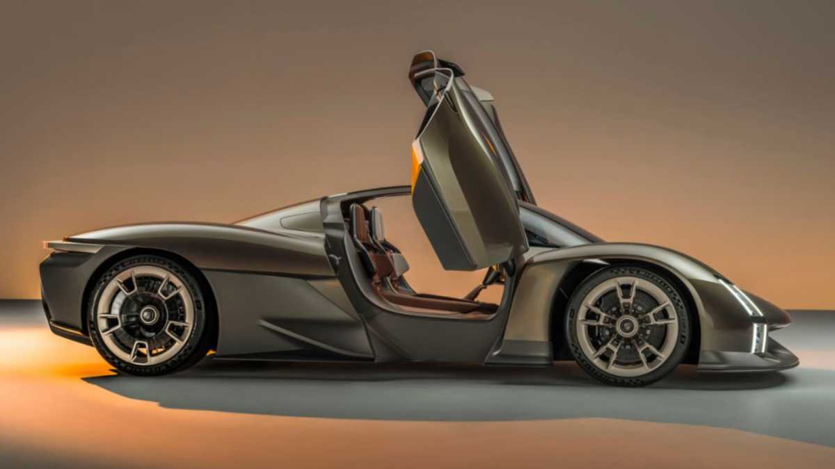 Porsche Mission X mit seinen Türen.