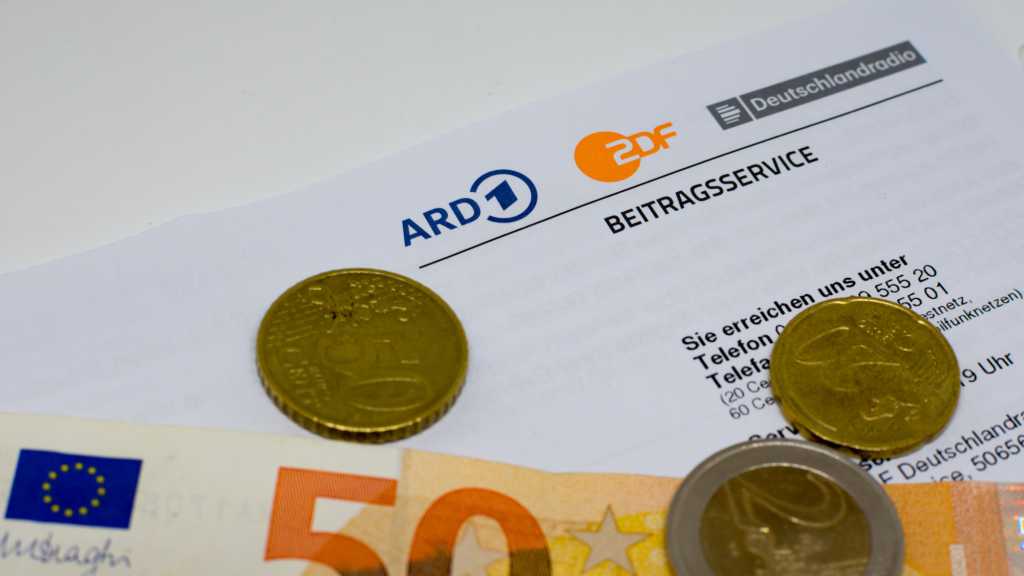 Image: Rundfunkbeitrag: So viel kassierten ARD, ZDF und Deutschlandradio im Jahr 2022