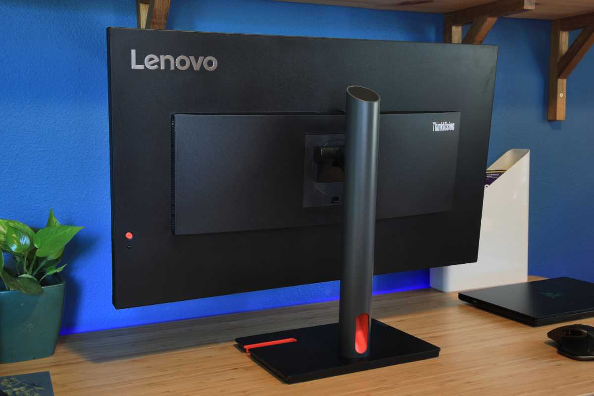 Lenovo ThinkVision P32p-30 monitor review: Pricey Thunderbolt 4