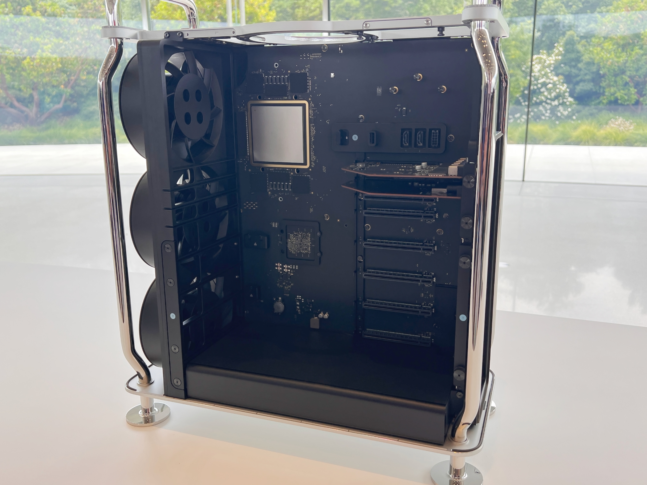 Mac Pro motherboard 2023