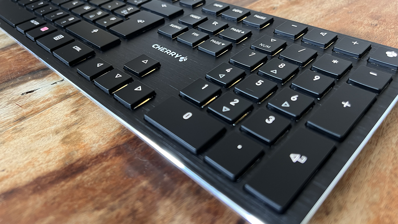Cherry KW X ULP - Un clavier hybride