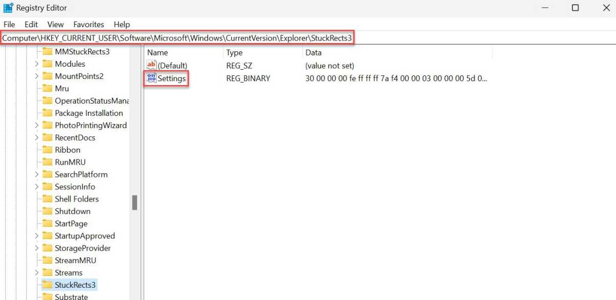 Screenshot of Windows 11 taskbar customization method