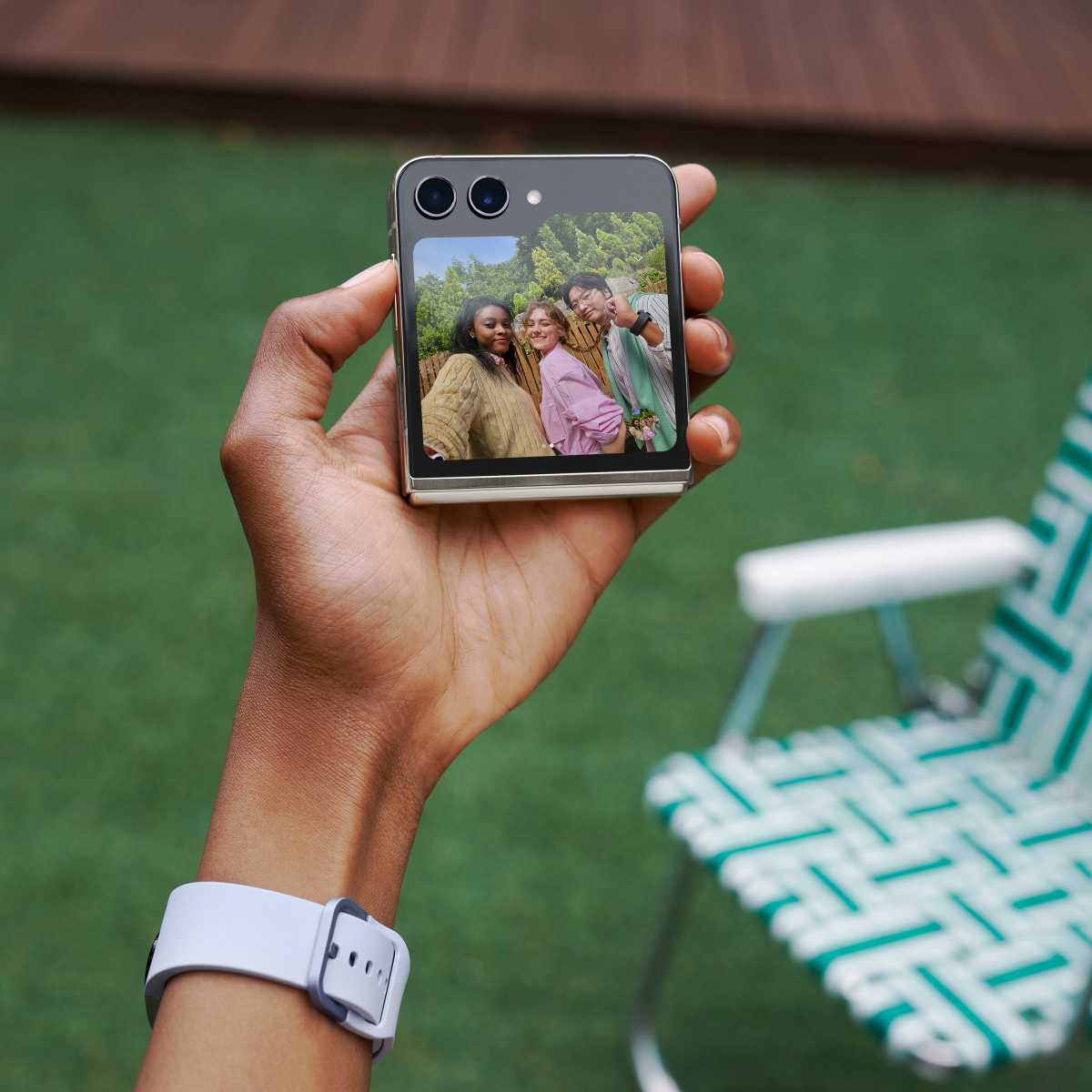 Samsung Galaxy Z Flip5 selfie