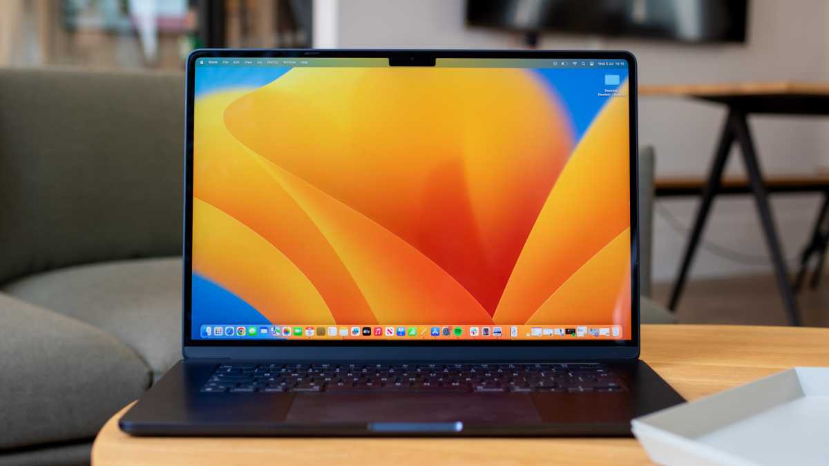 Startbildschirm des Apple MacBook Air 15 Zoll