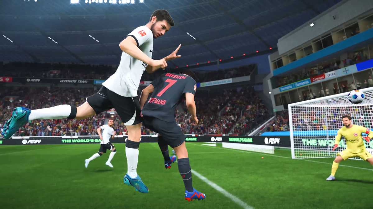 KI hilft dabei Daten, etwa aus Zusammenstößen im Luftzweikampf, auf Echtzeit-Situationen in EA Sports FC 24 zu übertragen, und das spürt man. Es fühlt sich weniger statisch an, deutlich dynamischer – mehr wie der Zusammenprall von Menschen.