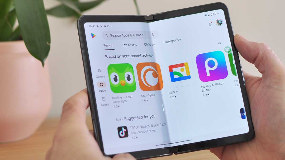 Play Store en el Google Pixel Fold