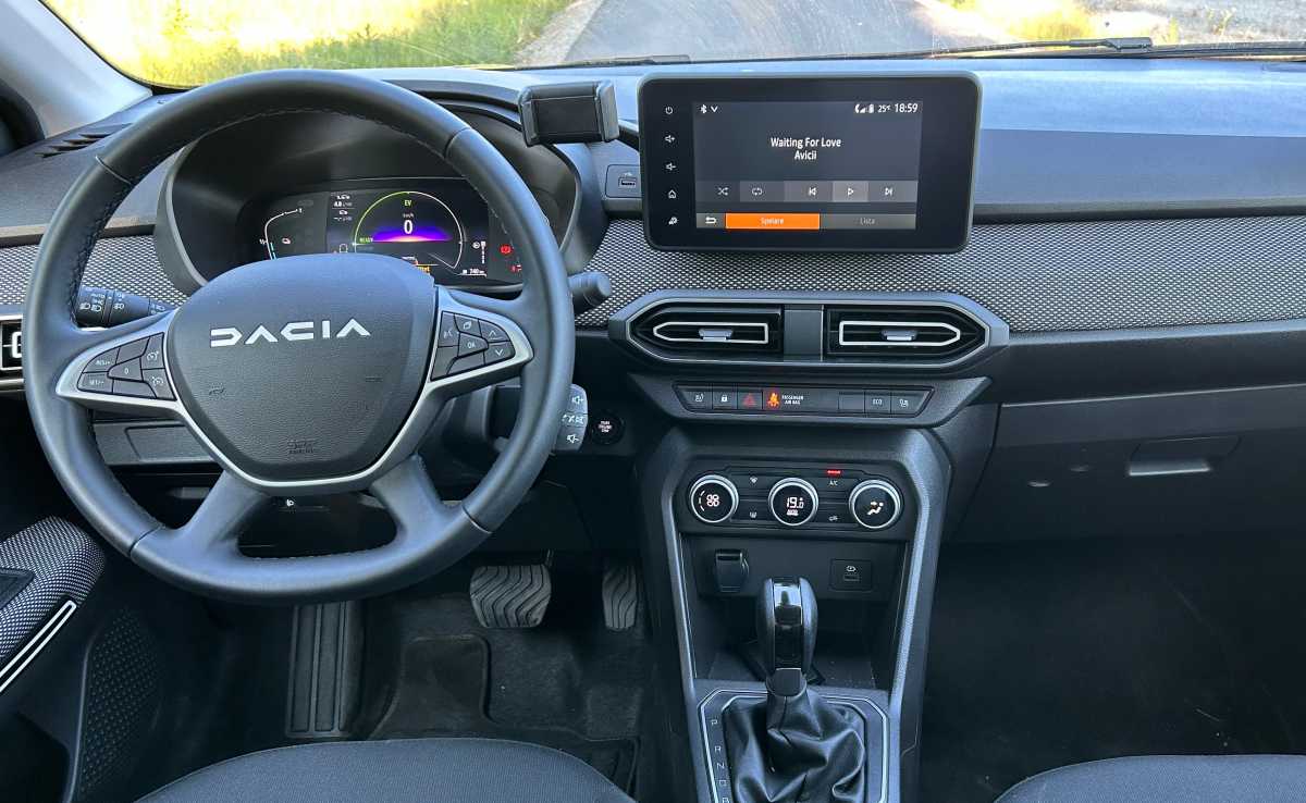 Dacia Jogger Hybrid 140