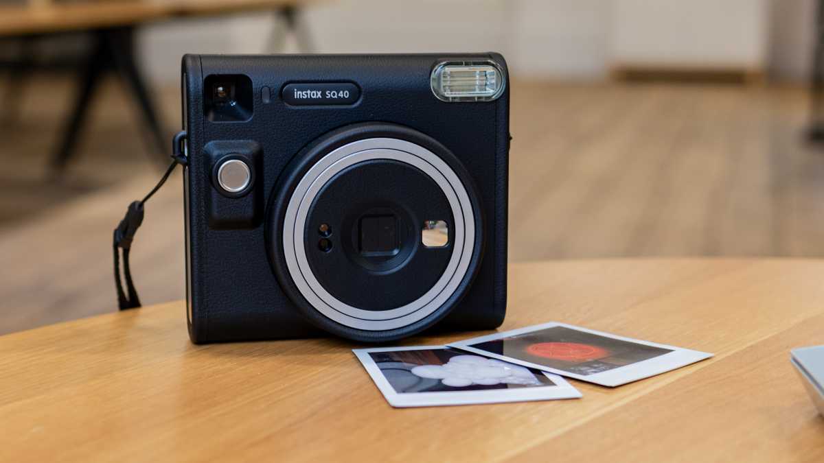 Fujifilm Instax SQ40 Review: An Instant Camera With Old-School Flavor