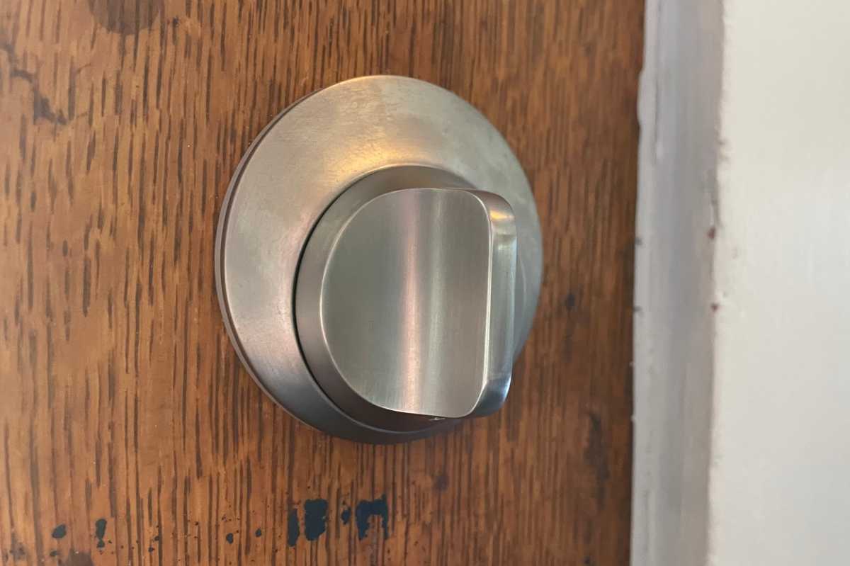 Review: Level Bolt is a stealthy smart lock contending with an imperfect  world – Six Colors