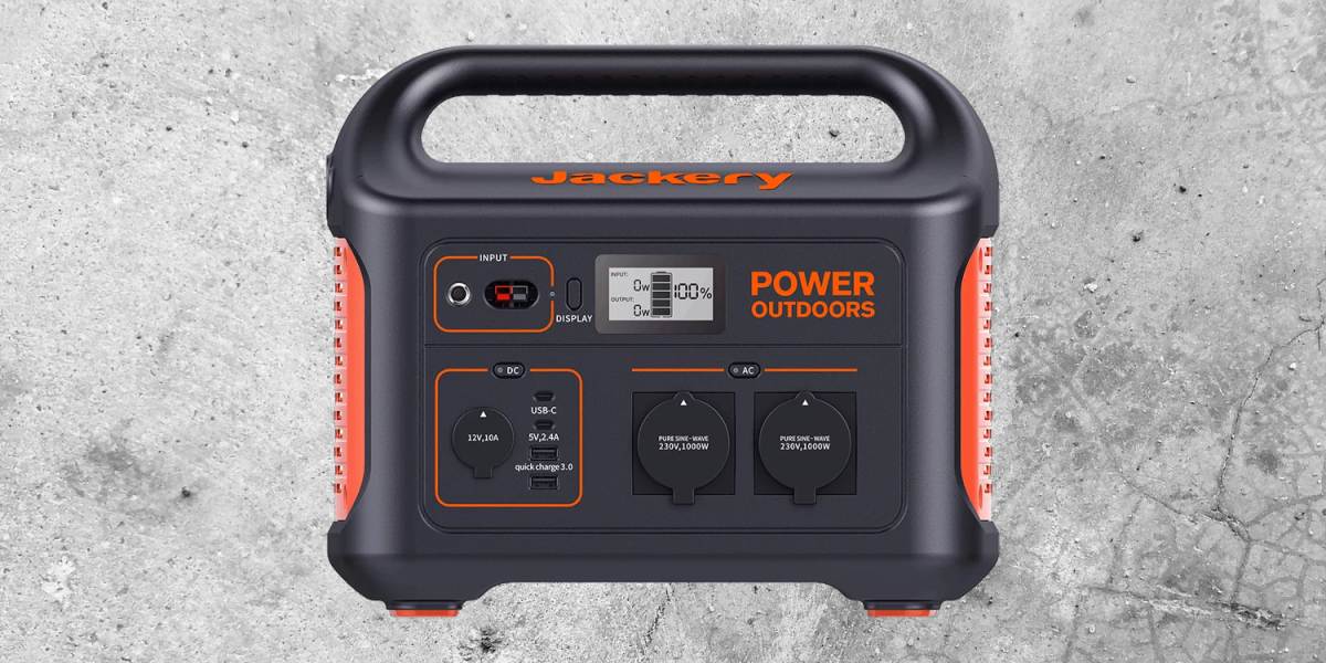 Jackery Explorer 2000 Pro