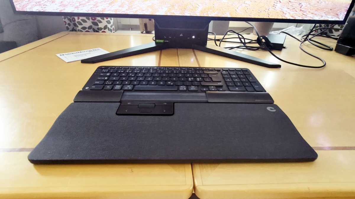 Slidermouse Pro Wireless med tangentbord