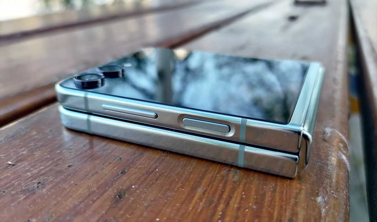 Samsung Galaxy Z Flip 5 hopvikt