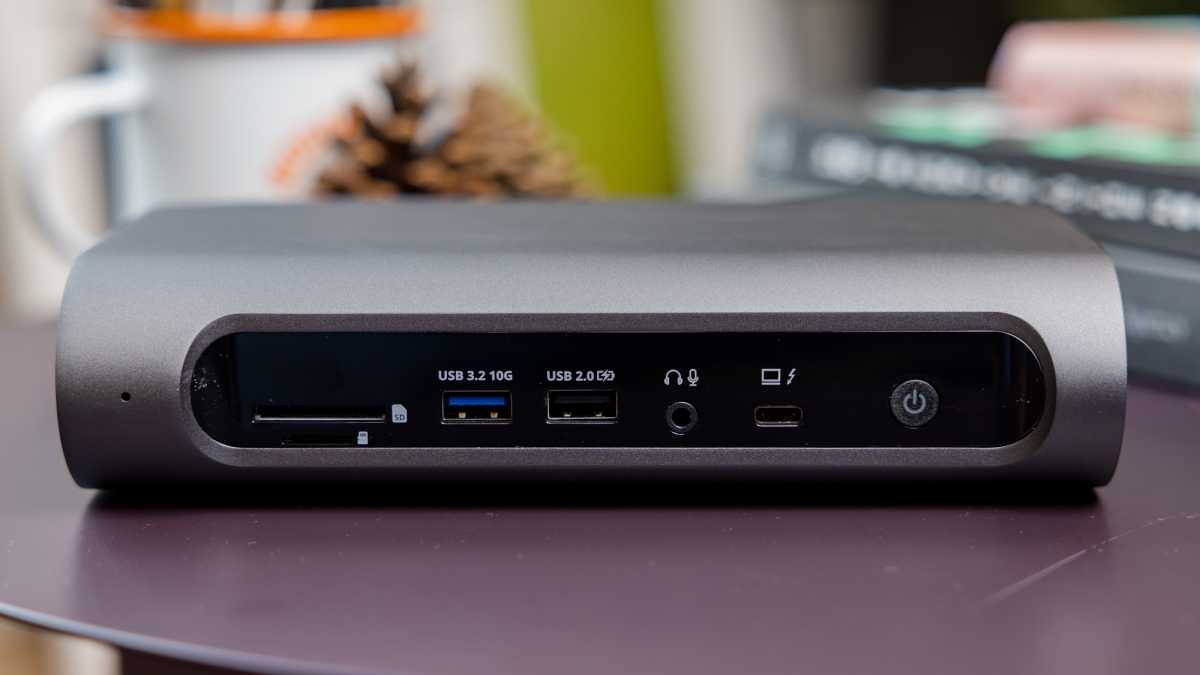 Satechi Thunderbolt 4 Multimedia Pro Dock front