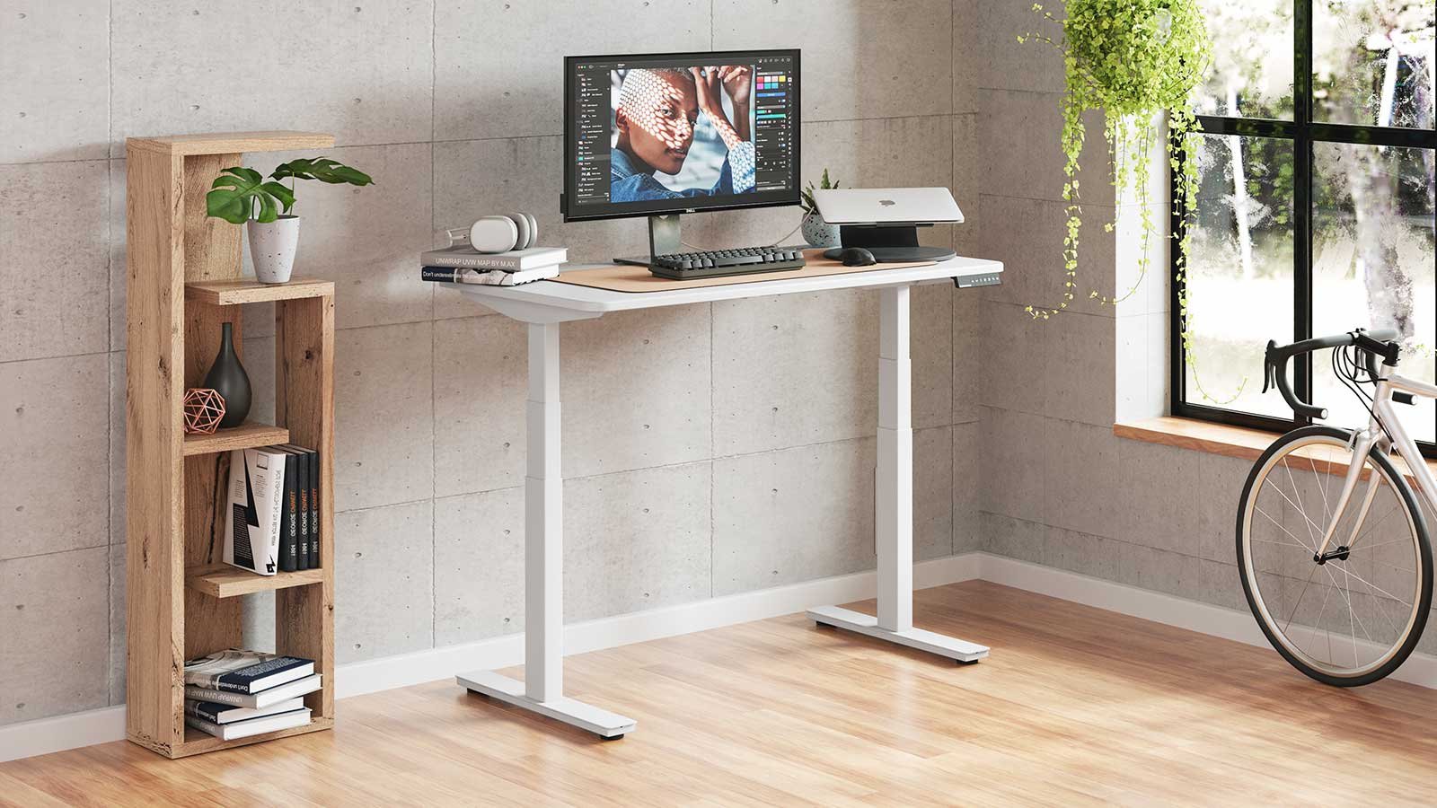 29 Best Desks 2023