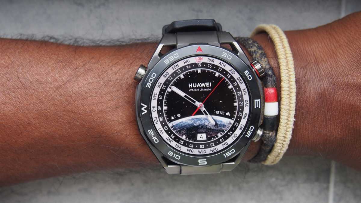 Huawei Watch Ultimate review: diving in at the deep end