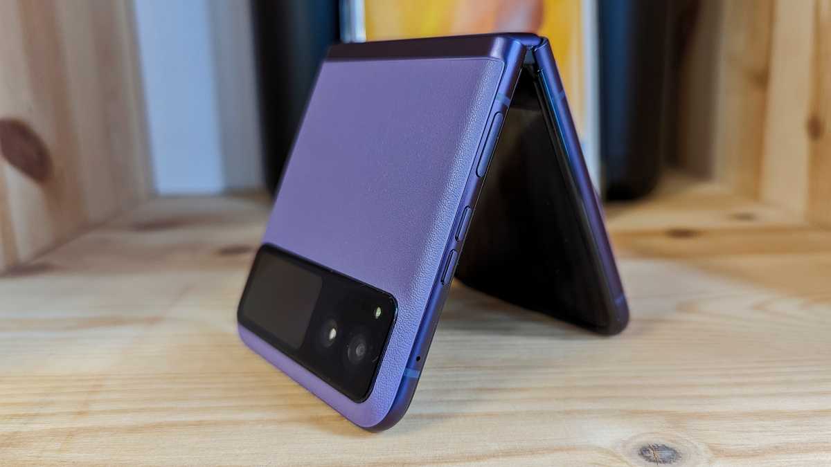 Motorola Razr 40 tent mode on shelf