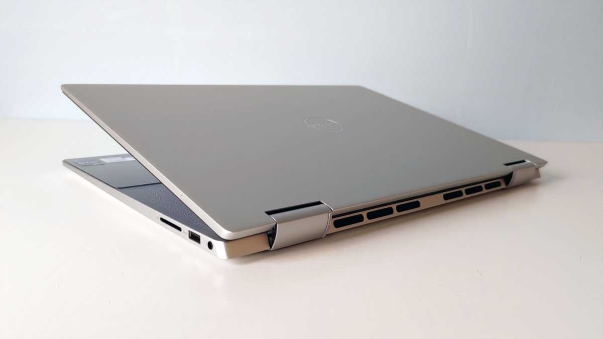 Dell Inspiron 16 2-i-1  baksida