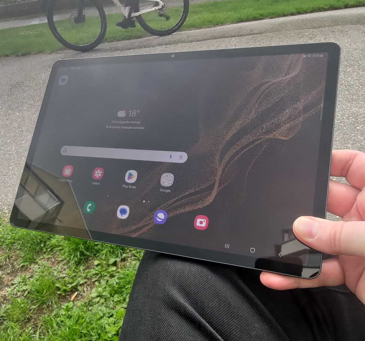 Galaxy Tab S9 Plus utomhus