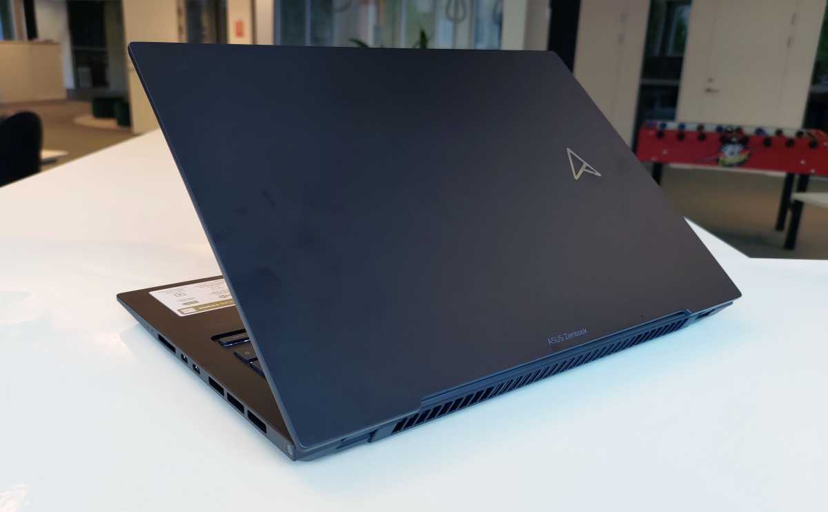 Asus ZenBook 14 Pro Oled skärmlock