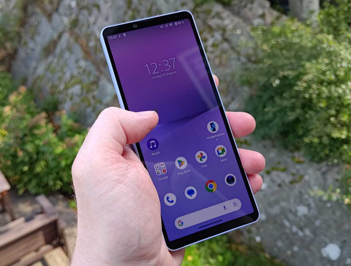 Sony Xperia 10 V screen