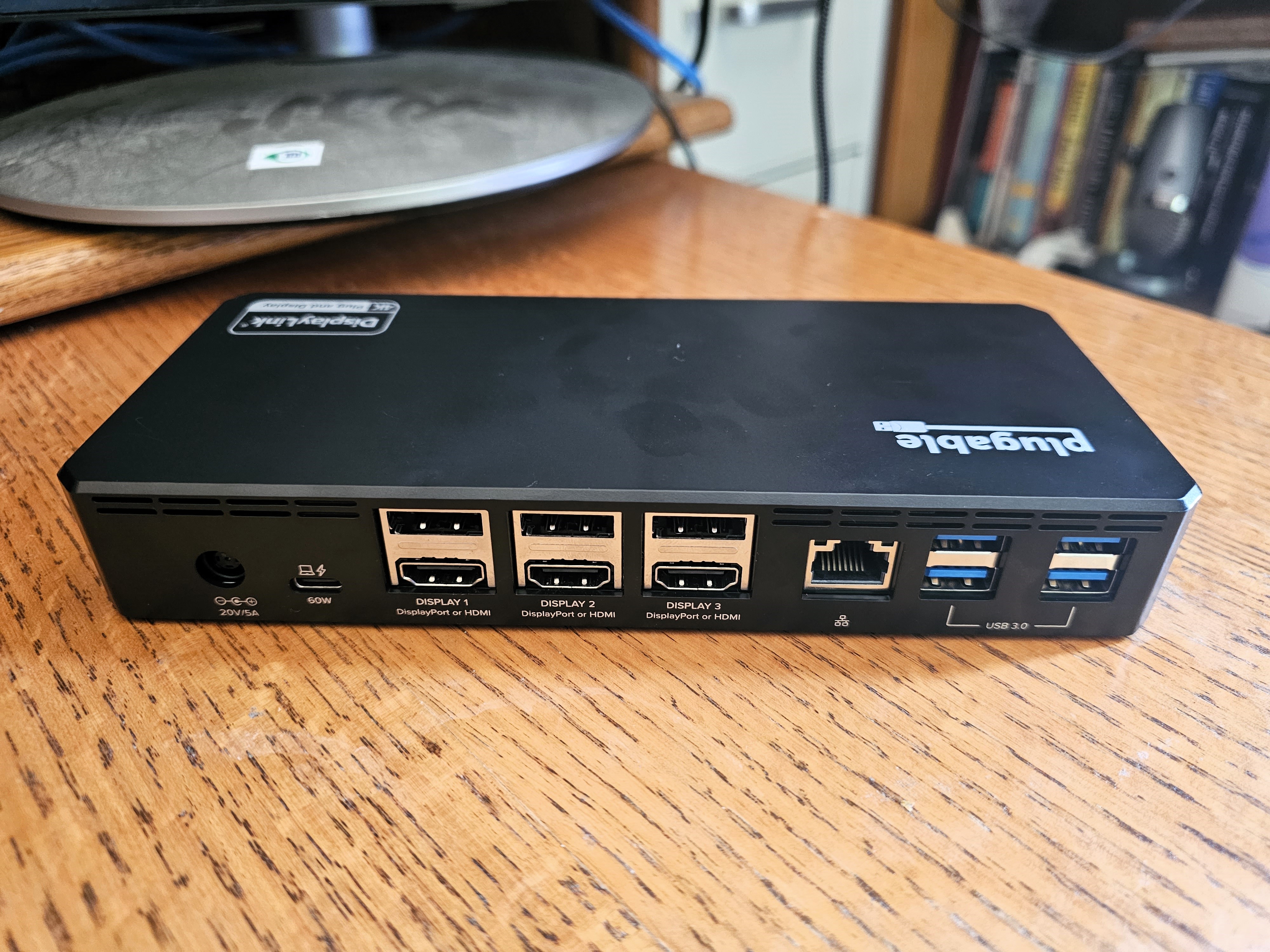 Plugable UD-6950PDZ review: Need three 4K displays? Buy this