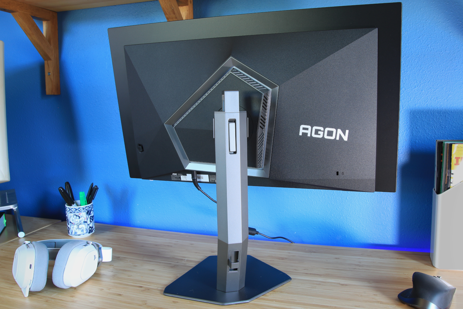 AOC Agon Pro AG276QZD Review: Struggling To Outpace OLED Competitors ...