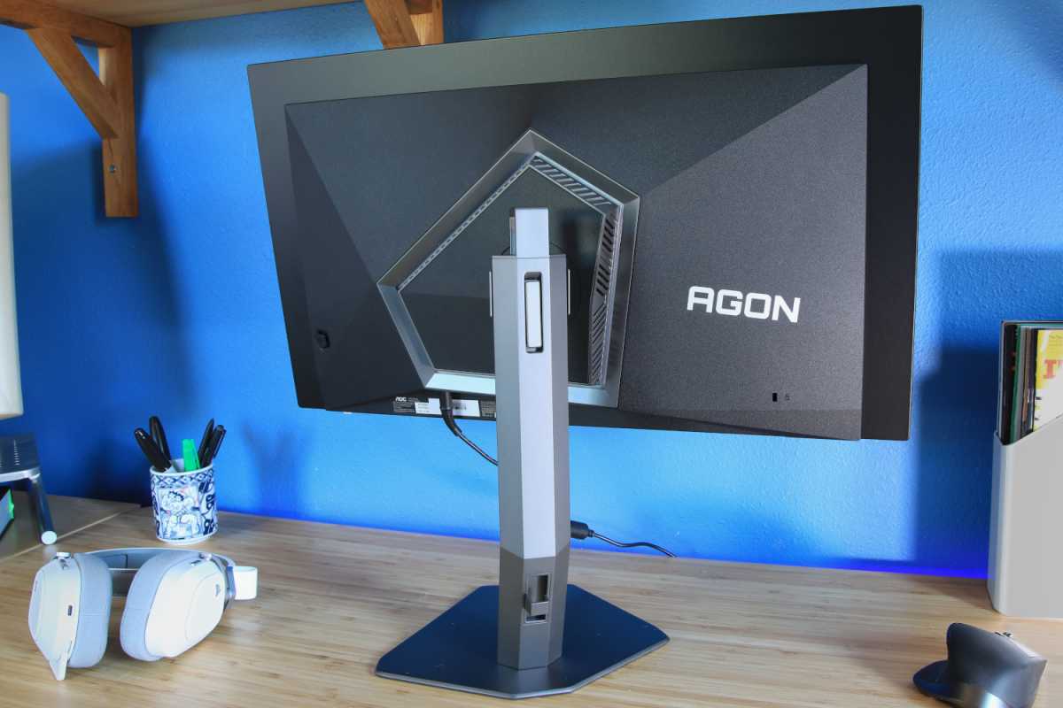 AOC Agon Pro AG276QZD Review: Speedy and Responsive With Infinite Contrast