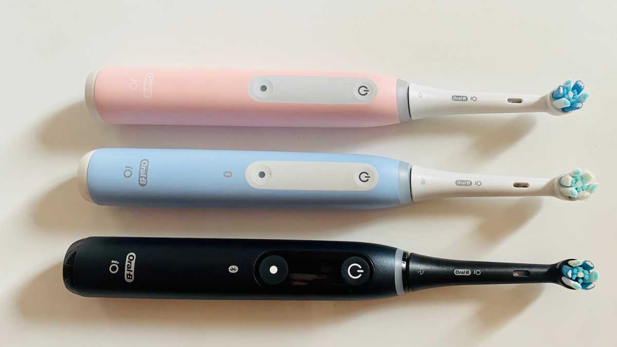 Oral-B iO3, iO4 and iO8 models lined up