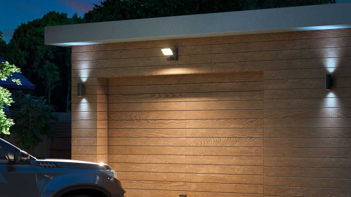 Philips Hue Secure spotlight camera