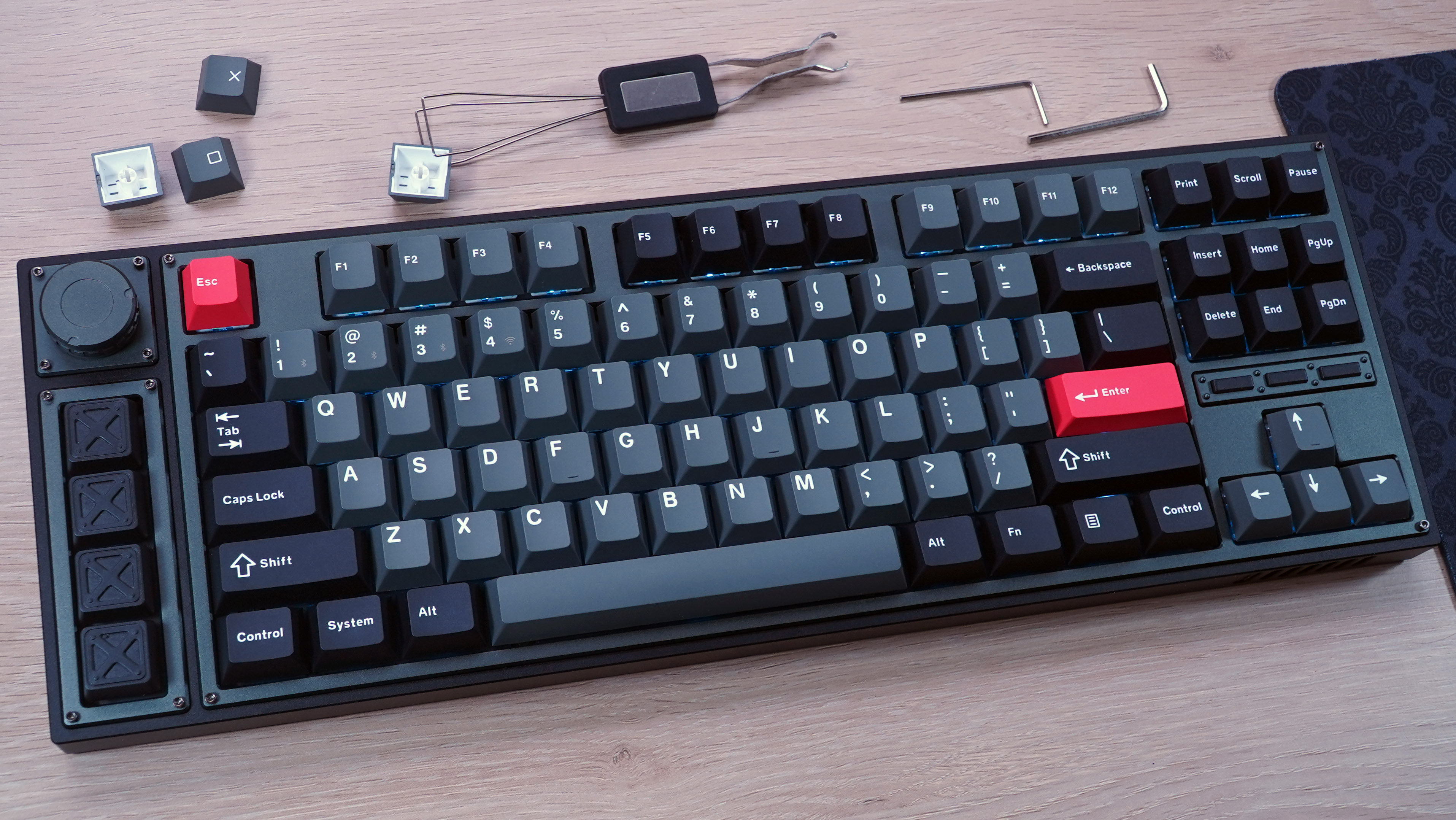 Keychron Lemokey L3 - Best 'custom' wireless keyboard for gaming 