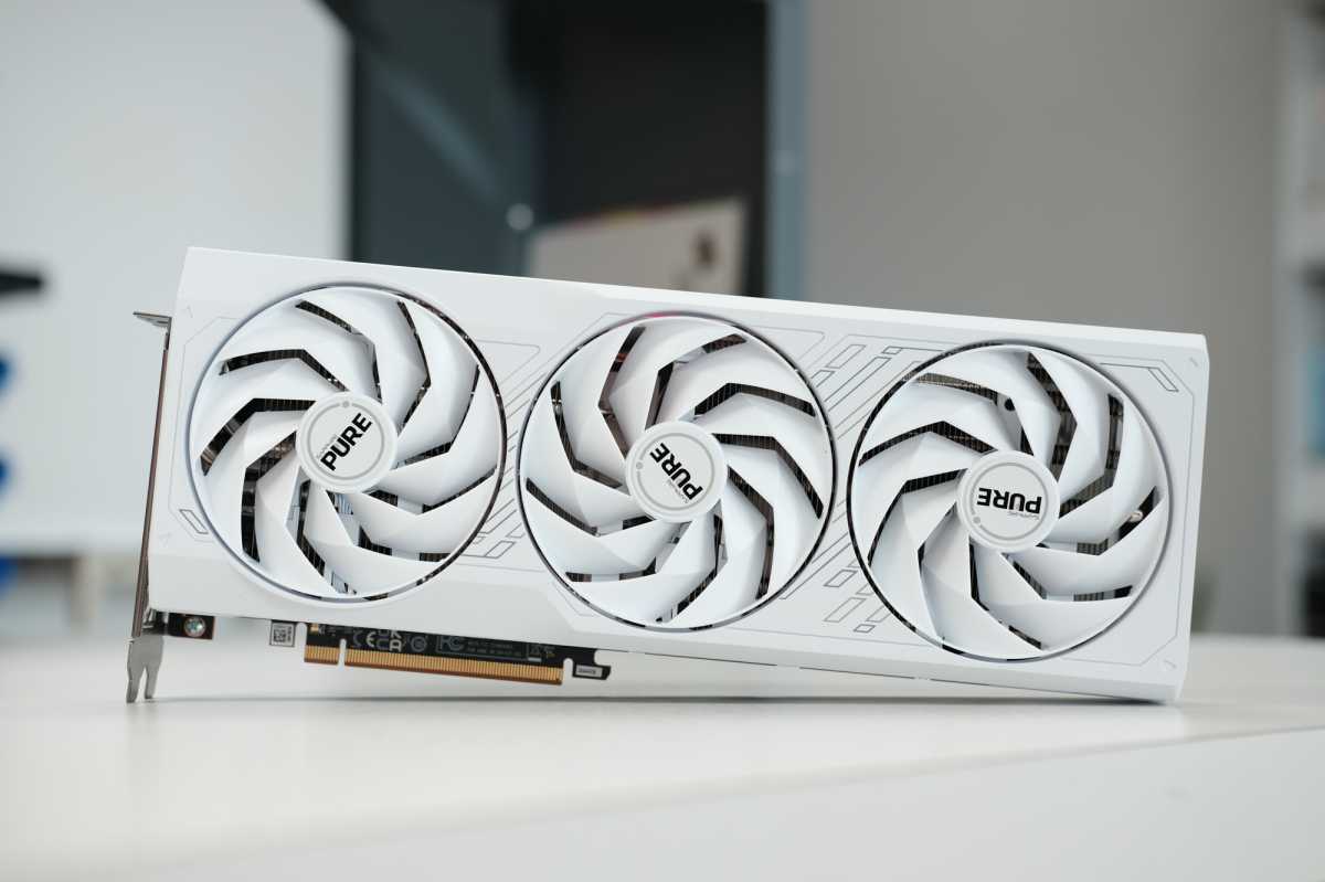 Sapphire Radeon RX 7700 XT Pure Review - Architecture, FSR 3