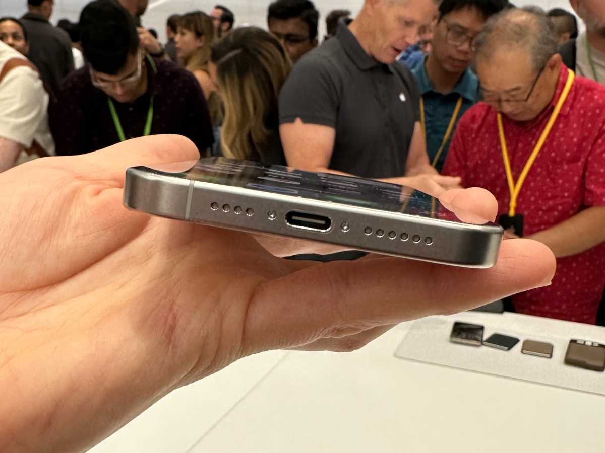 Apple's iPhone 15 USB-C Port Has Me Stoked. But There Are Downsides - CNET