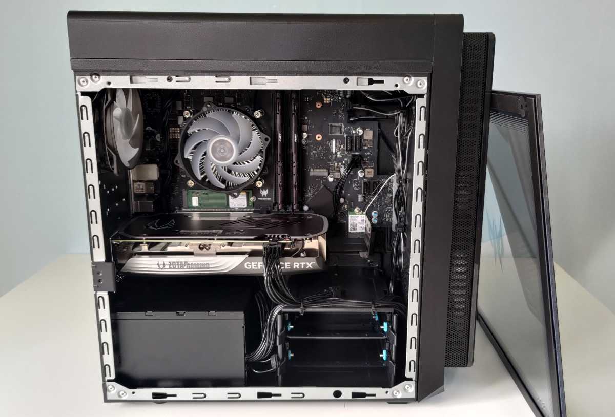 Acer Prredator Orion 3000 insida