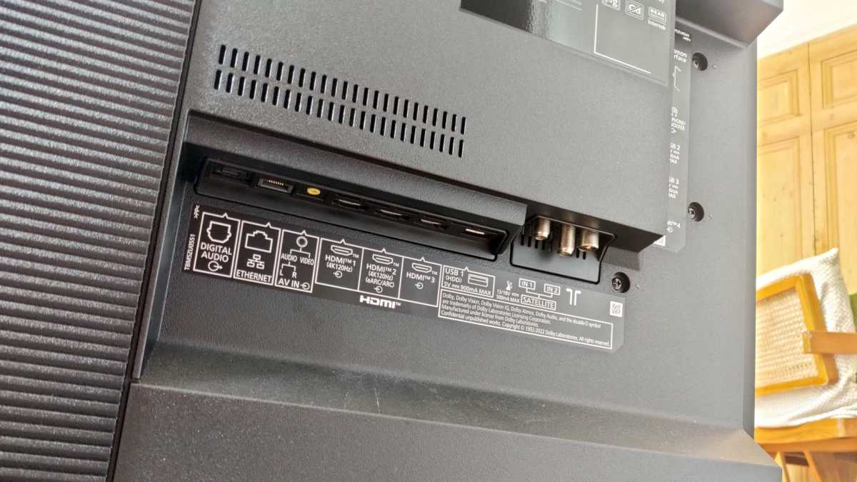 Panasonic MZ980 ports