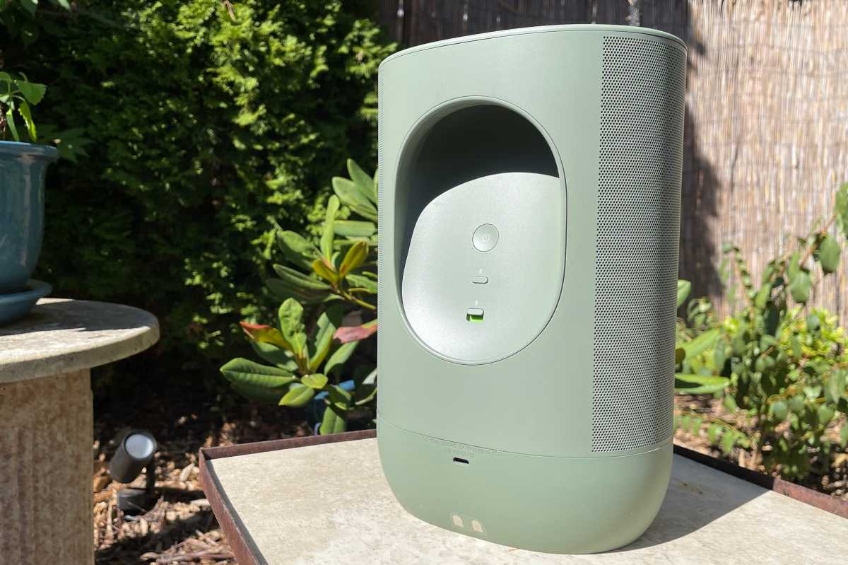 Sonos Move review: Indoorsy, outdoorsy, and pricey